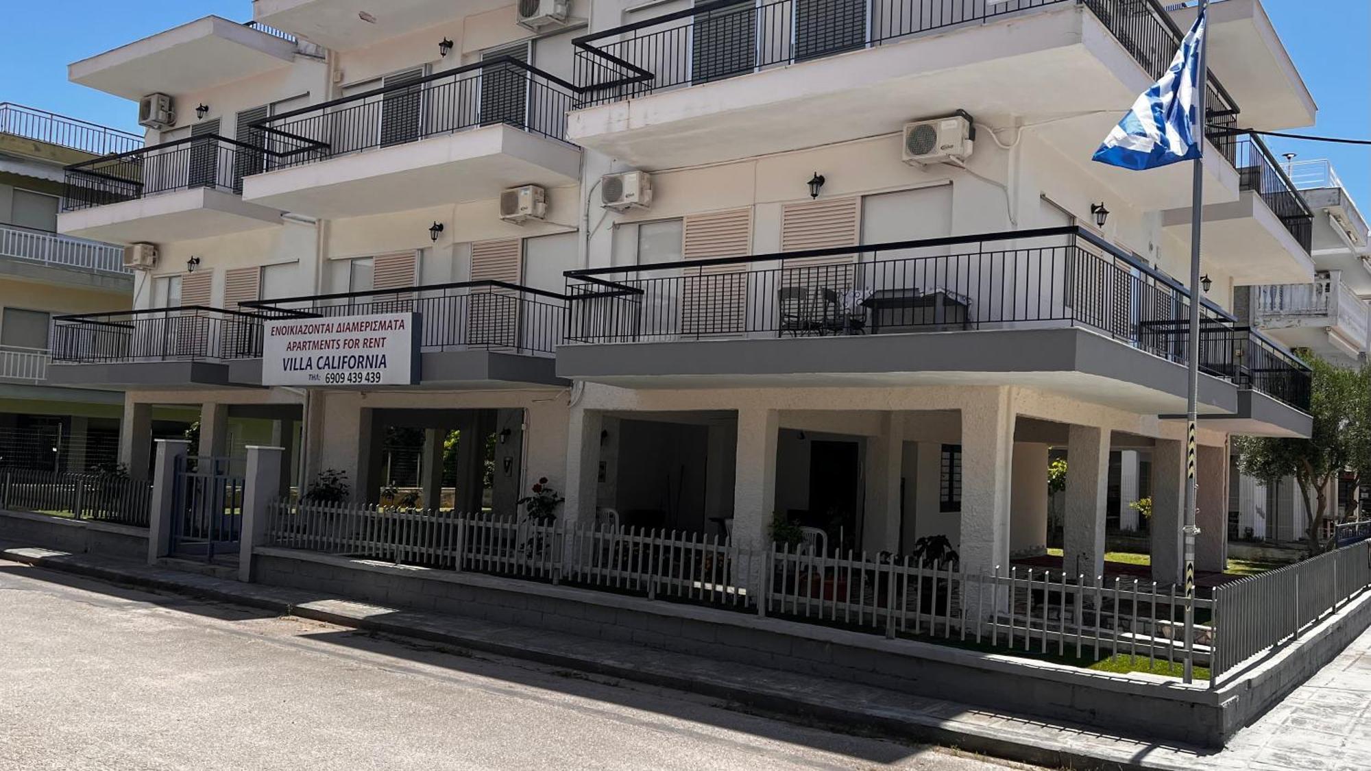 Villa California Paralia Dionisiou Exterior foto